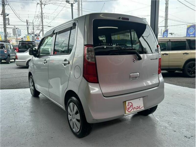 WAGON R
