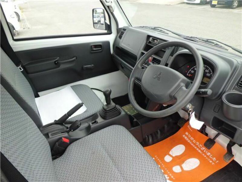 MINICAB TRUCK