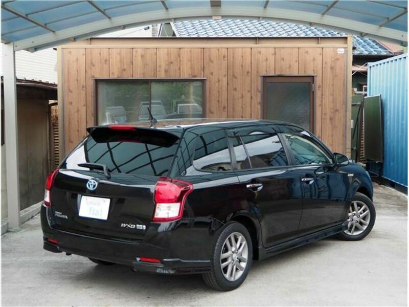 COROLLA FIELDER