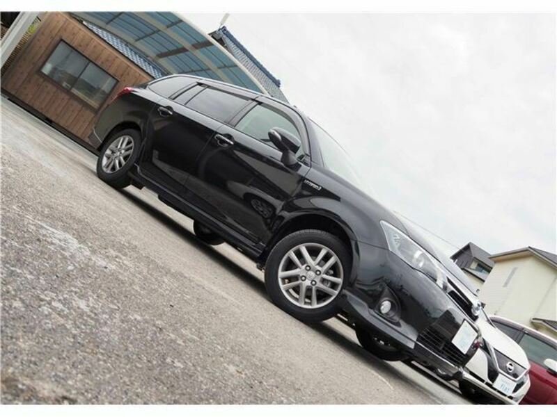 COROLLA FIELDER