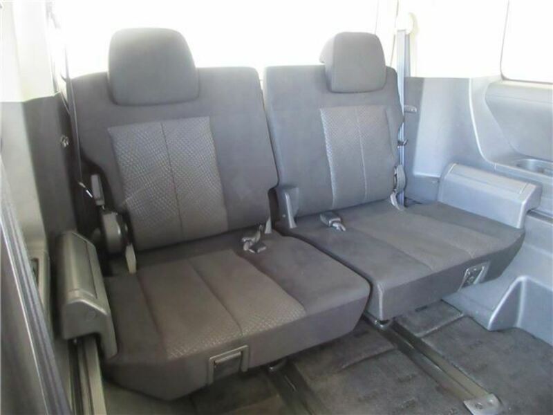 DELICA D5