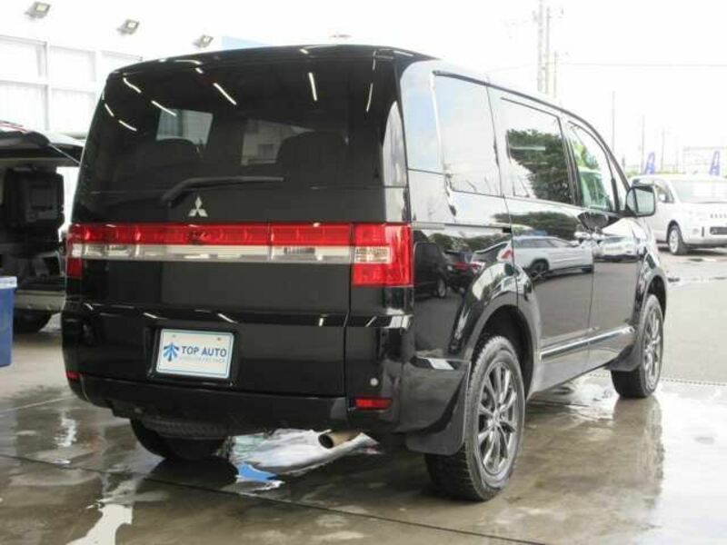 DELICA D5