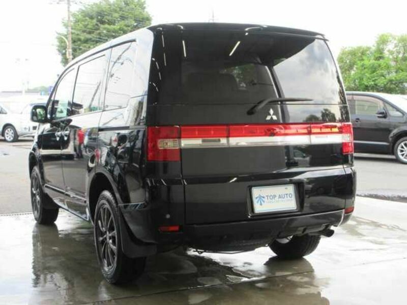 DELICA D5