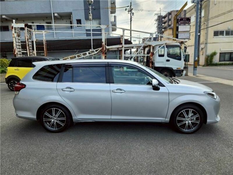 COROLLA FIELDER