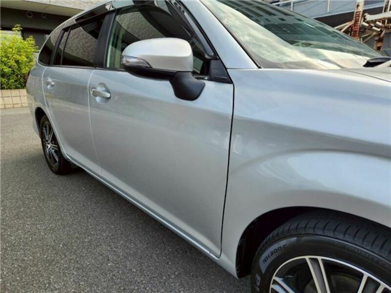 COROLLA FIELDER
