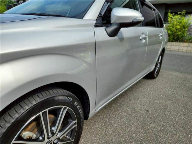 COROLLA FIELDER