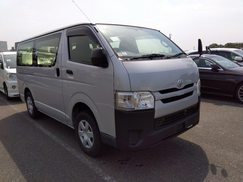 HIACE VAN