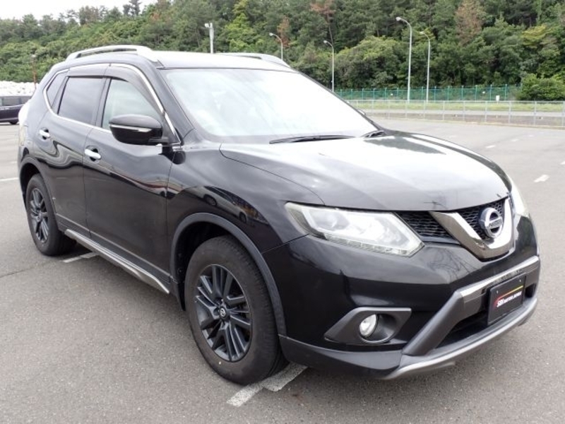 X-TRAIL