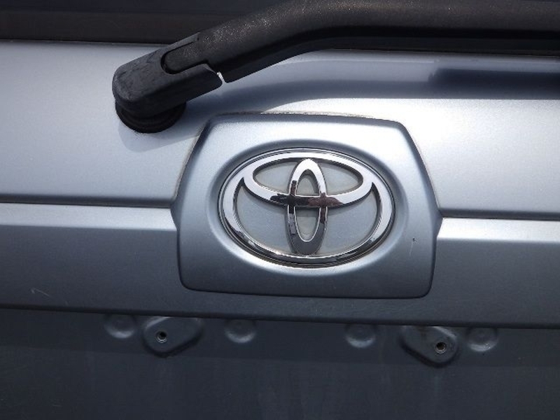 HILUX SURF-12