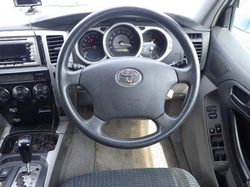 HILUX SURF-4
