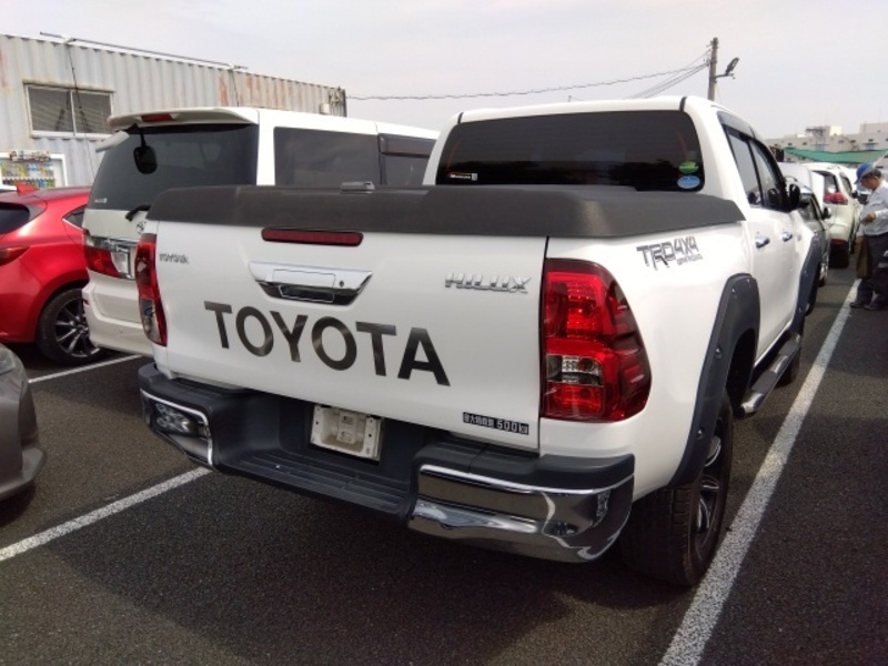HILUX