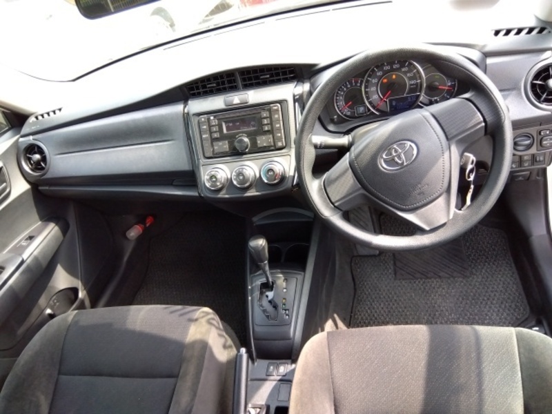 COROLLA AXIO