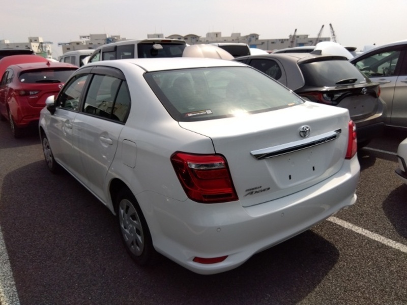 COROLLA AXIO