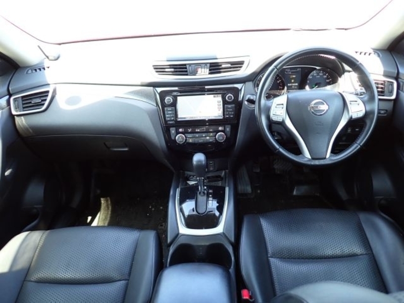 X-TRAIL