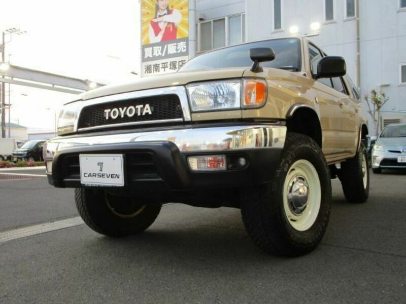 TOYOTA HILUX SURF