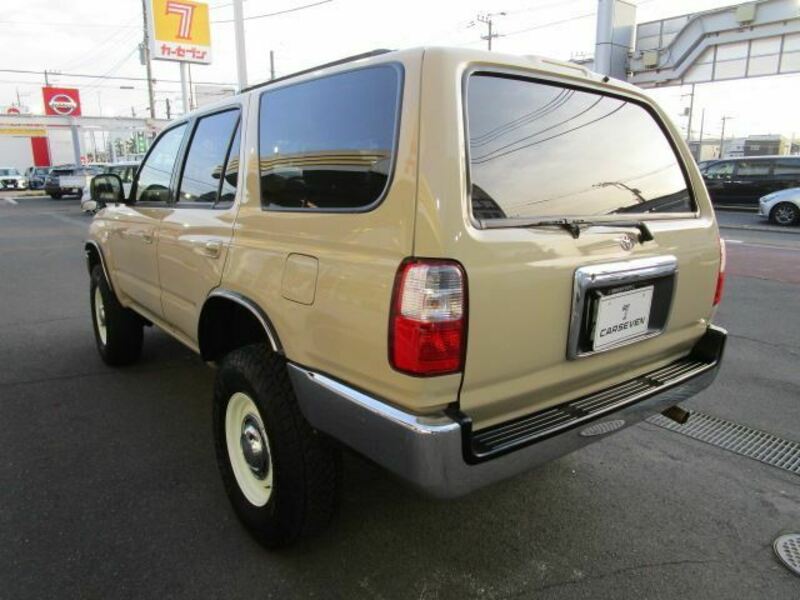 HILUX SURF