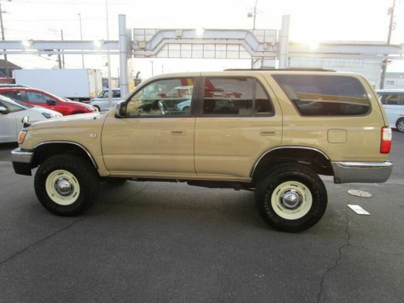 HILUX SURF