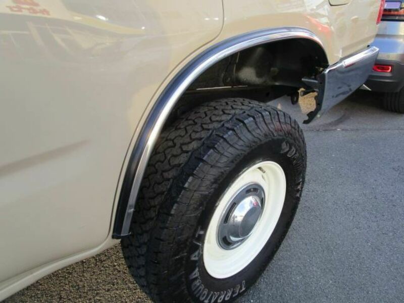 HILUX SURF