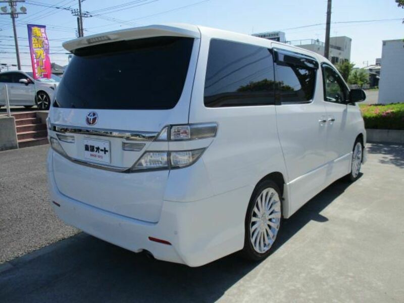 VELLFIRE