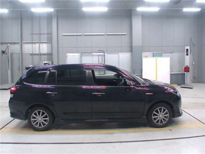 COROLLA FIELDER-2
