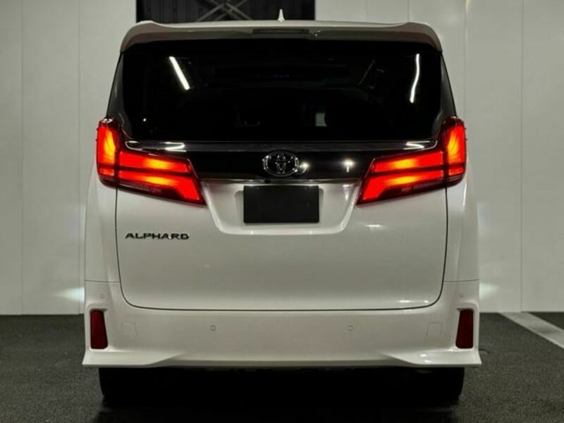 ALPHARD-11