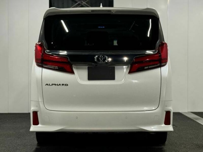 ALPHARD-12
