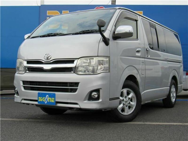 HIACE VAN