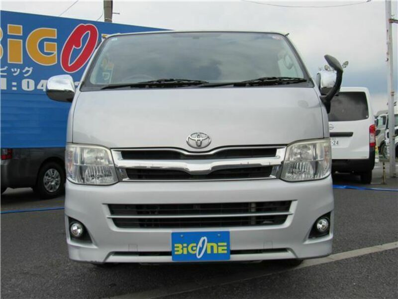 HIACE VAN