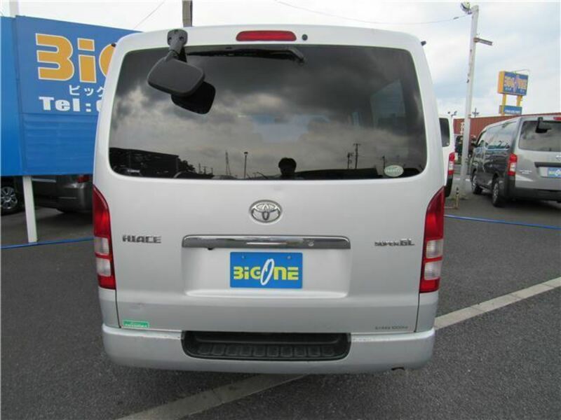 HIACE VAN