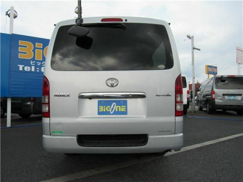 HIACE VAN