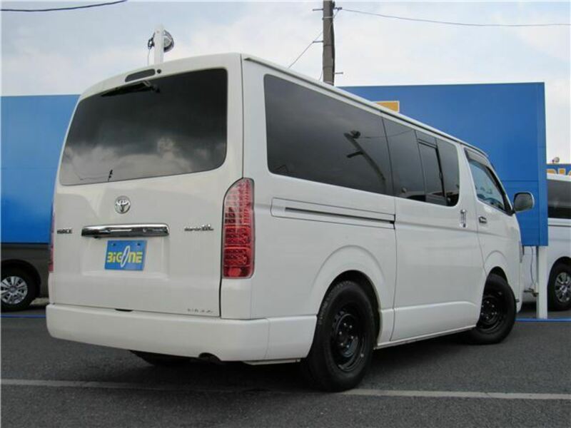 HIACE