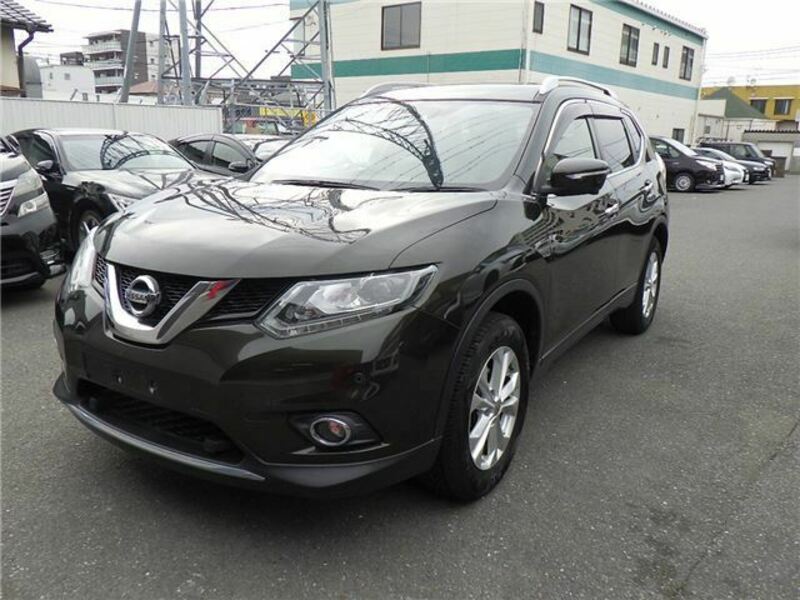 X-TRAIL