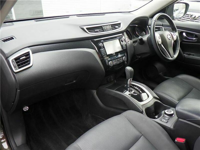 X-TRAIL-5