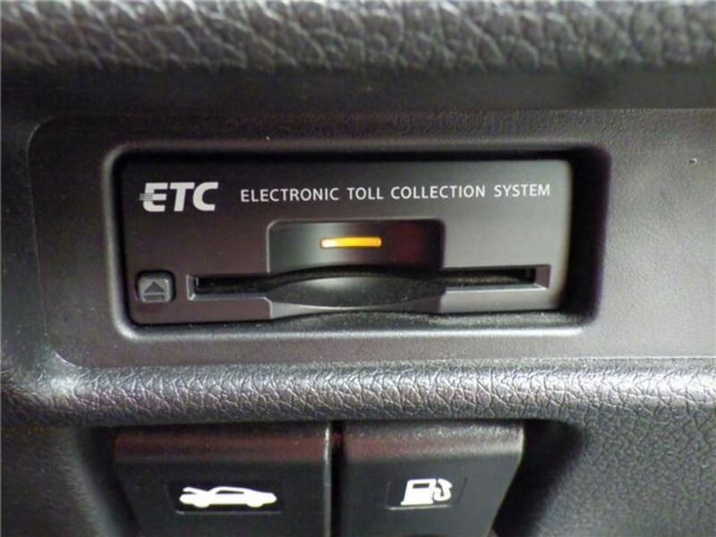X-TRAIL-9