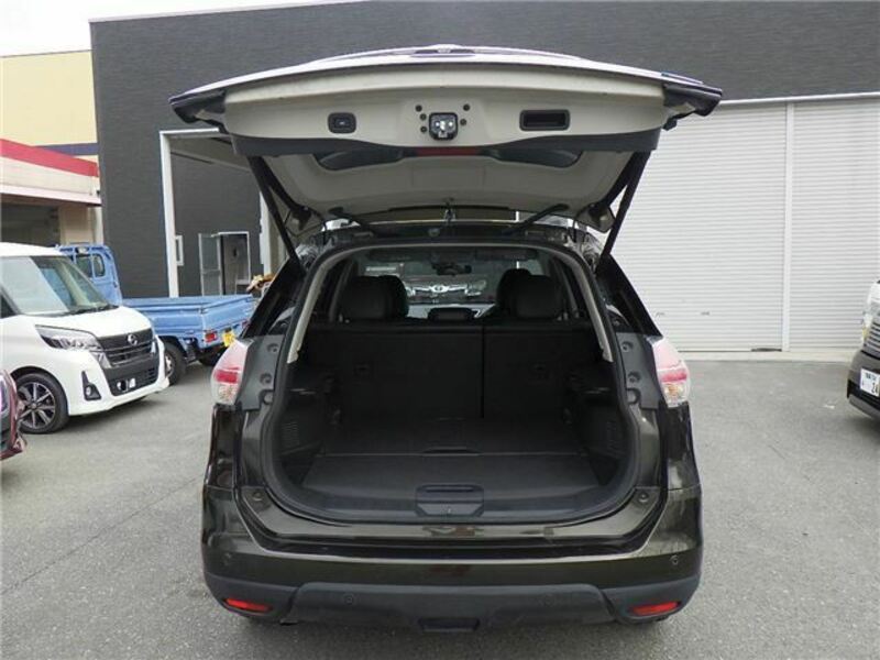 X-TRAIL-17