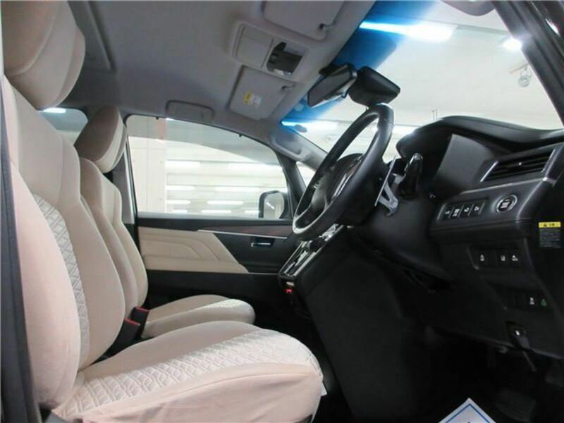 DELICA D5