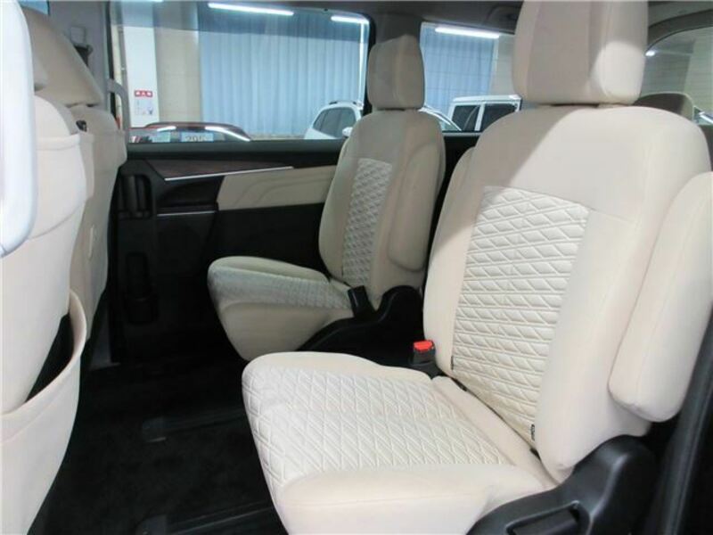 DELICA D5