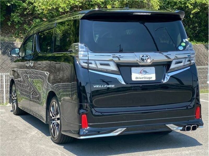 VELLFIRE