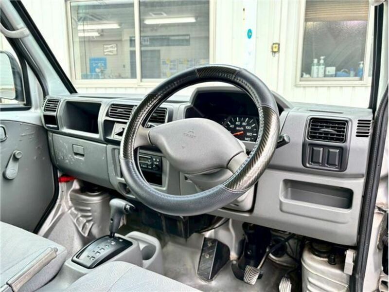 MINICAB VAN