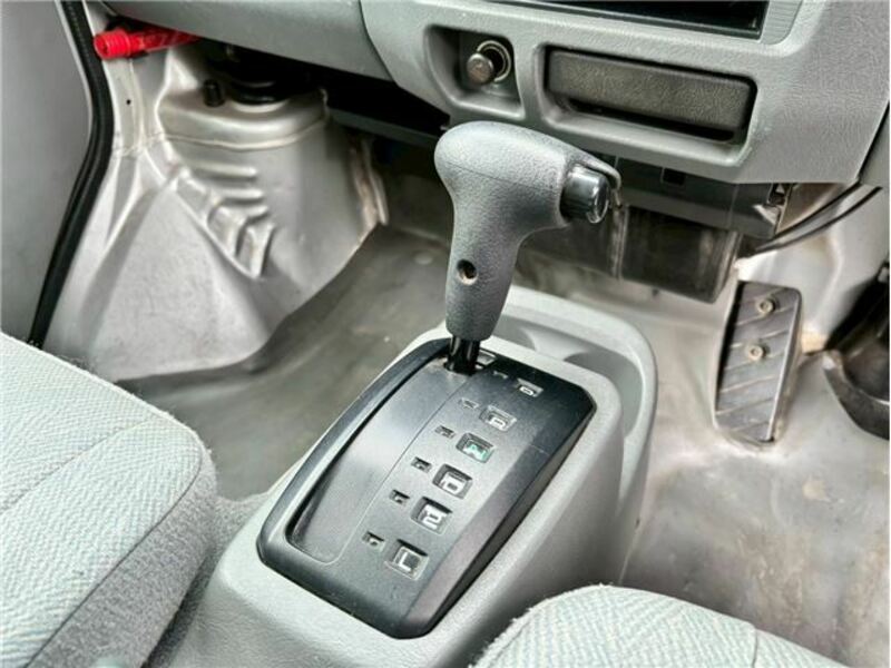 MINICAB VAN