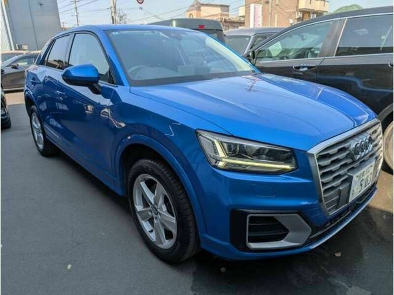 AUDI Q2
