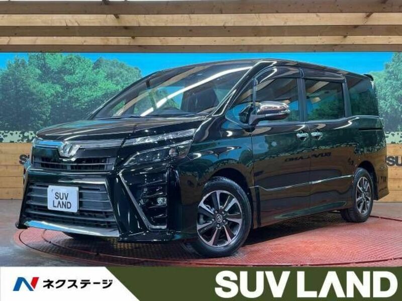 TOYOTA　VOXY