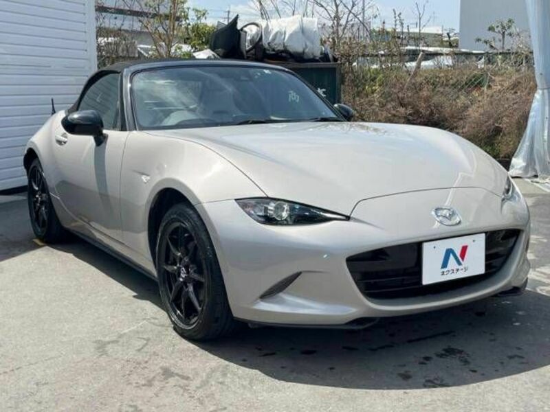 ROADSTER