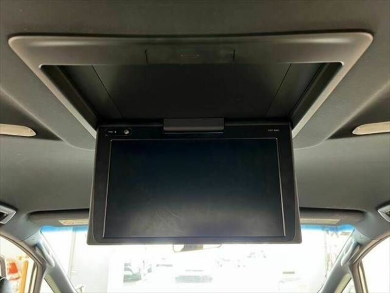 VELLFIRE-2