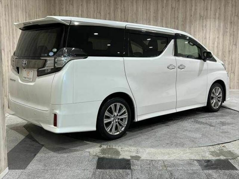 VELLFIRE-19
