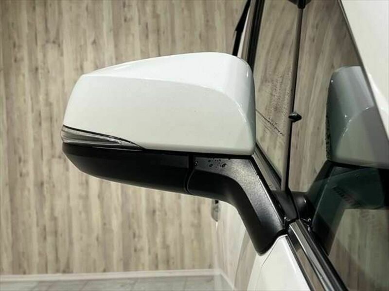 VELLFIRE-27