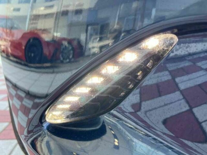 ROADSTER