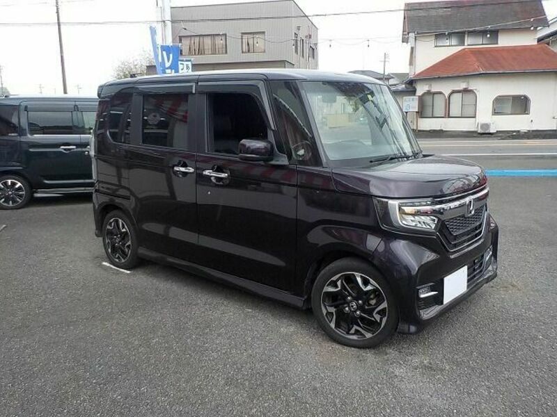 N BOX CUSTOM