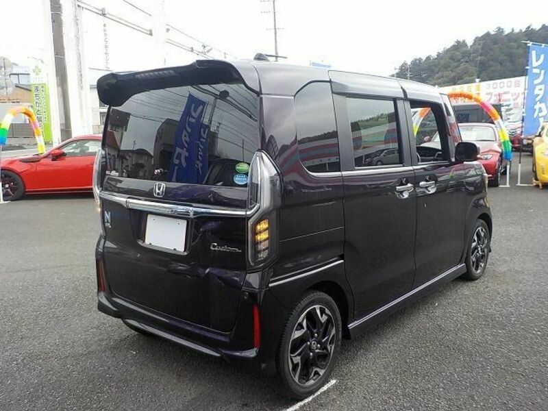 N BOX CUSTOM