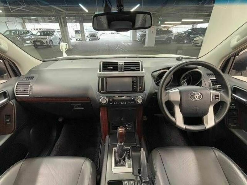 LAND CRUISER PRADO-1